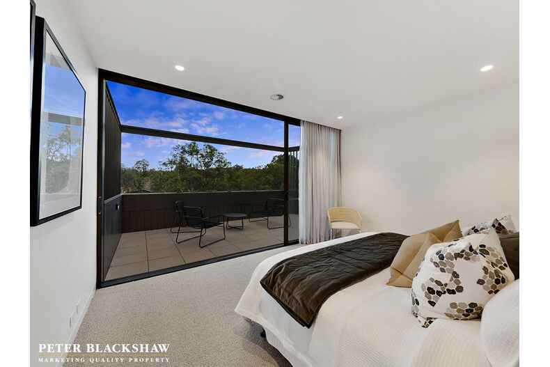 3/50 Jacka Crescent Campbell