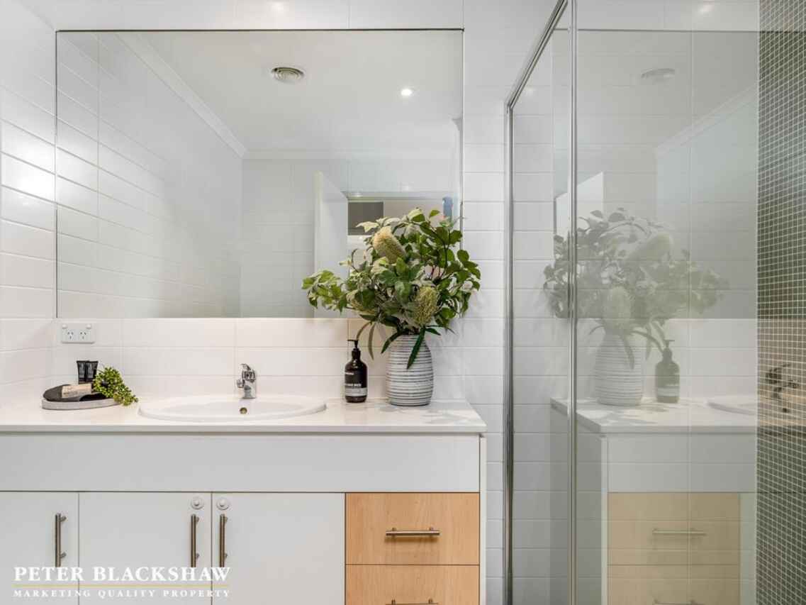 24/57 Lowanna Street Braddon
