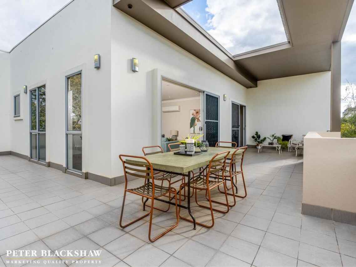 24/57 Lowanna Street Braddon