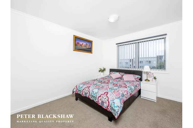 19/11 Castan Street Coombs 19/11 Castan Street Coombs