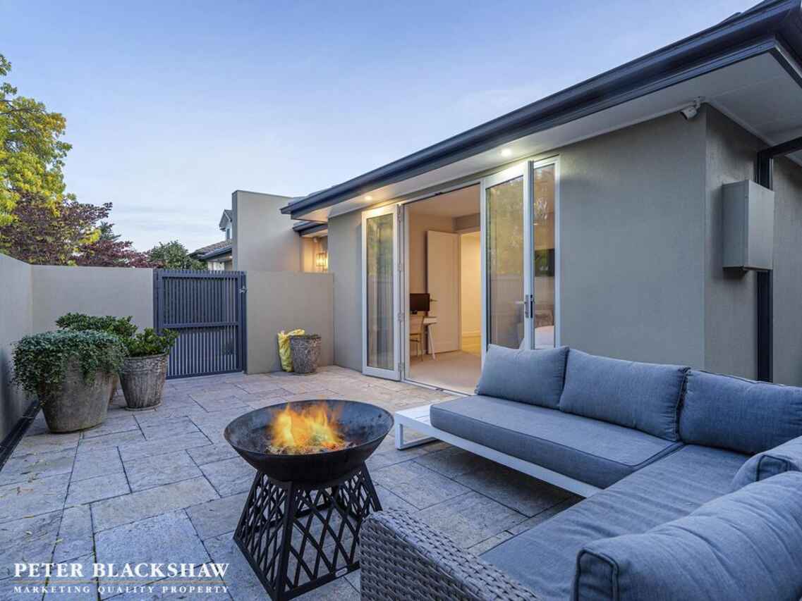15 Kennerley Street Curtin