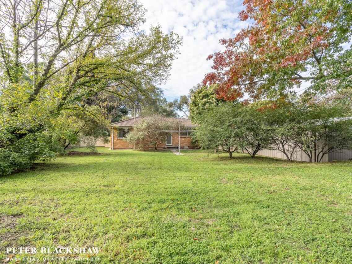 102 Macfarland Crescent Pearce