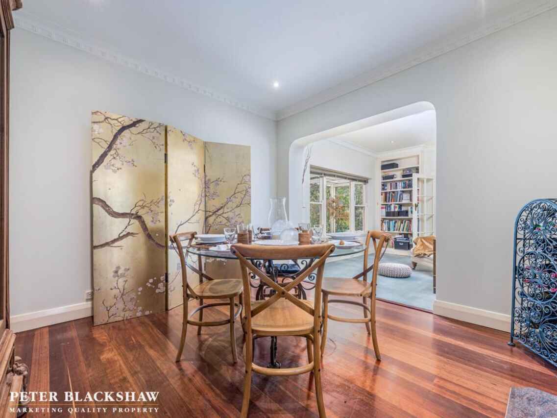 49 Flinders Way Griffith