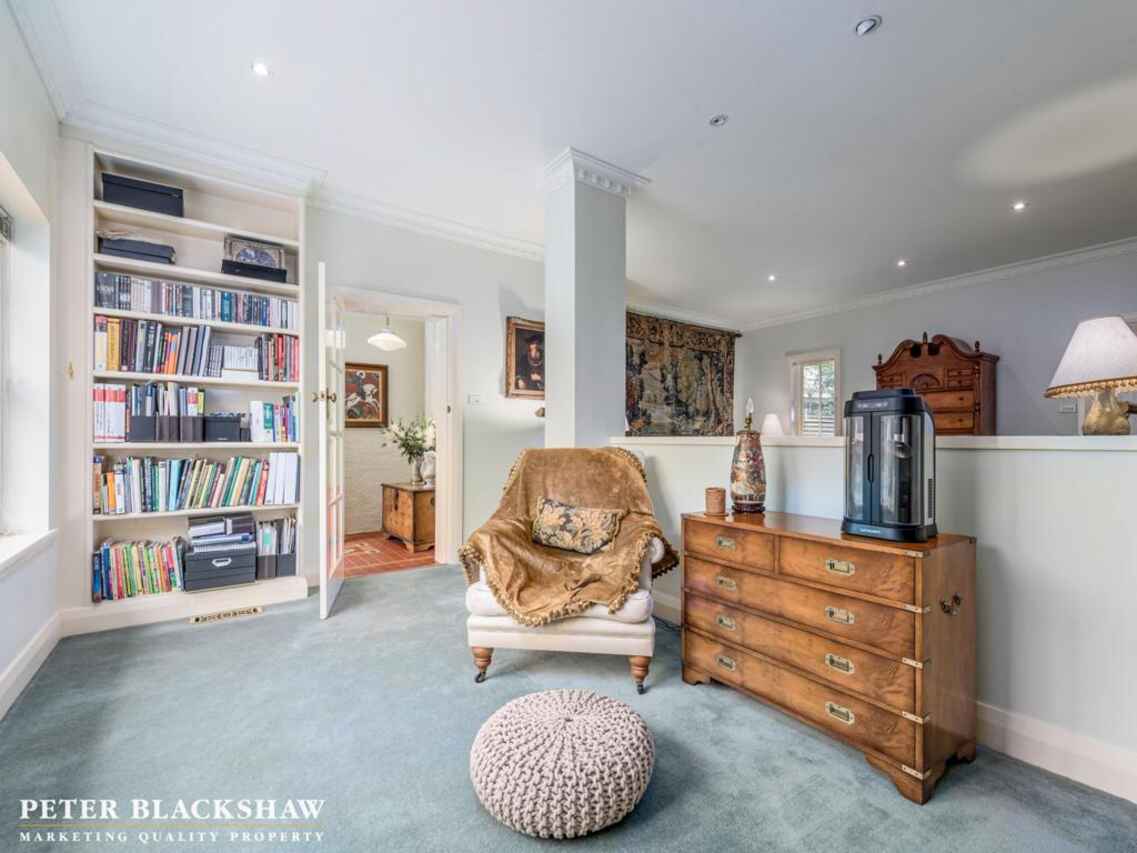 49 Flinders Way Griffith