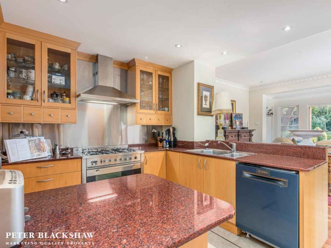49 Flinders Way Griffith