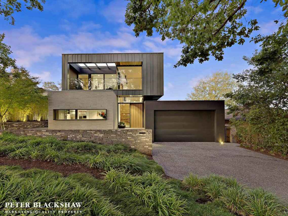 13 Finniss Crescent Narrabundah