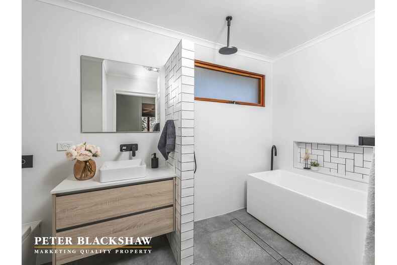 28 Eggleston Crescent Chifley