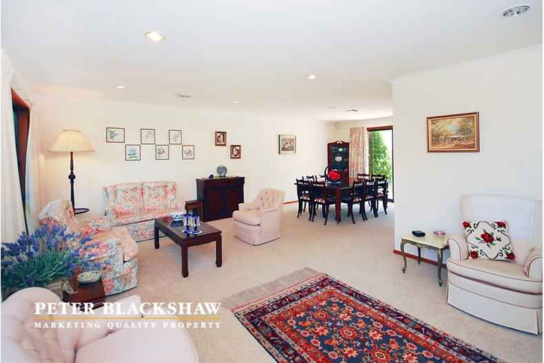 2/1 Lane-Poole Place Yarralumla 2/1 Lane-Poole Place Yarralumla