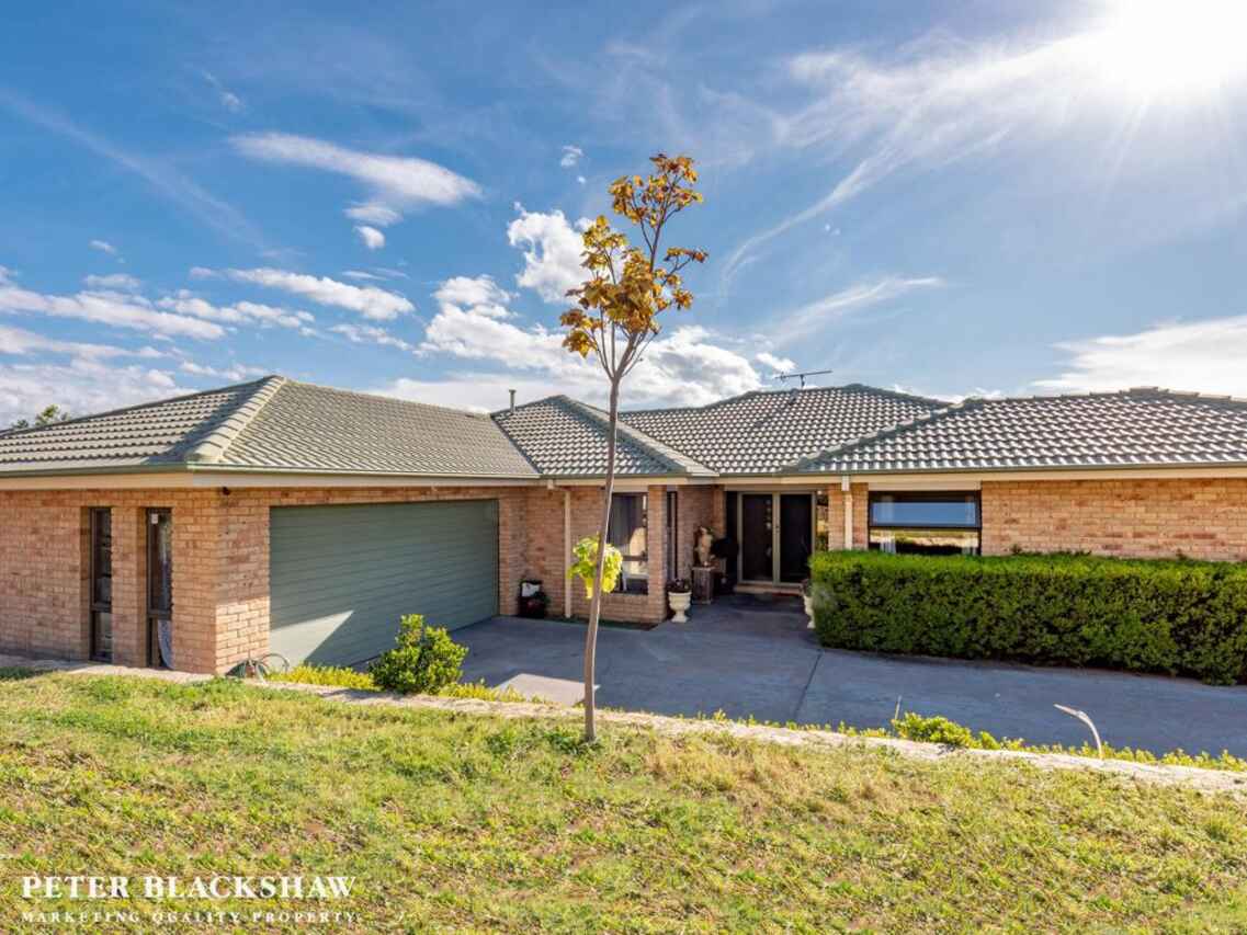 6 Crespin Place Banks