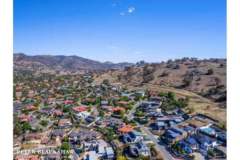 6 Crespin Place Banks