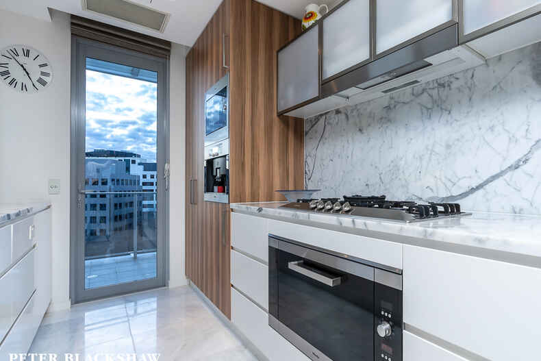 183/15 Coranderrk Street City