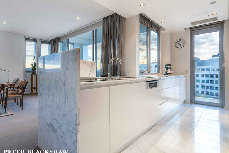 183/15 Coranderrk Street City