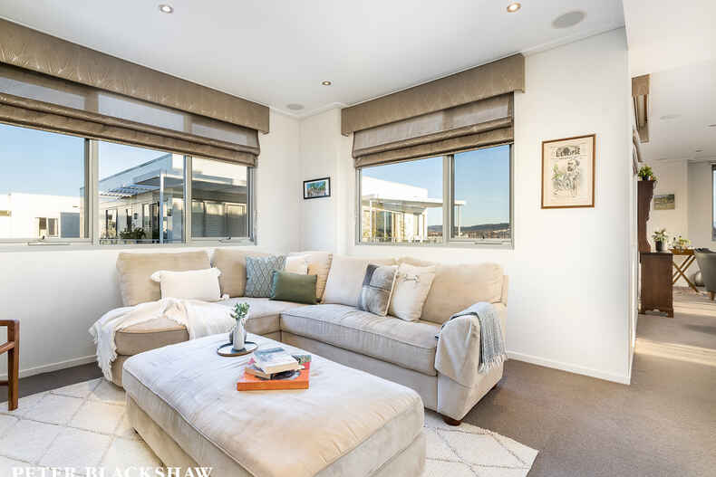 183/15 Coranderrk Street City