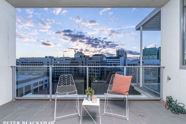 183/15 Coranderrk Street City