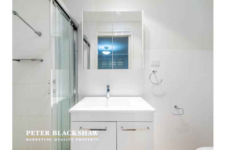 11 John Russell Circuit Conder