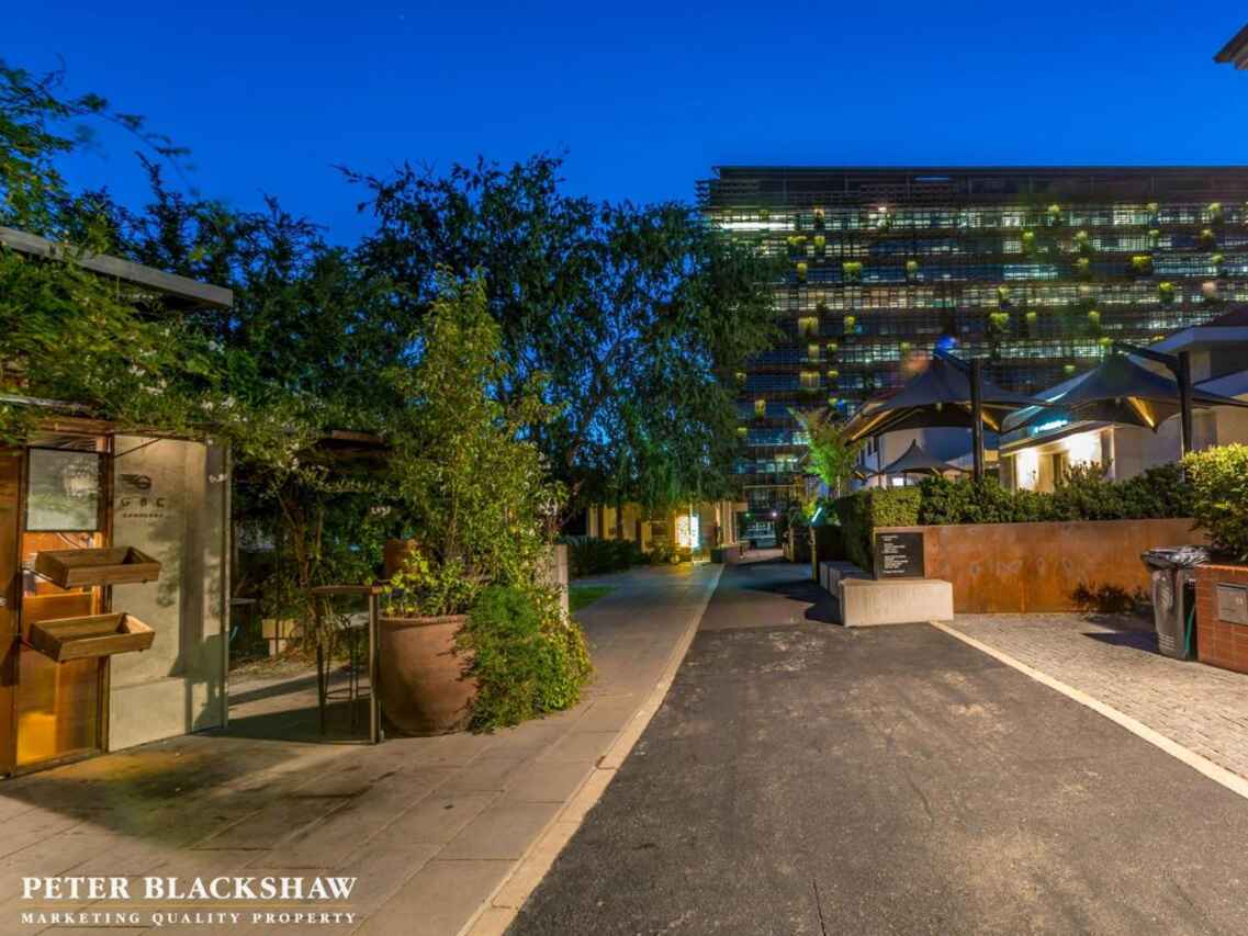 1403/19 Marcus Clarke Street City