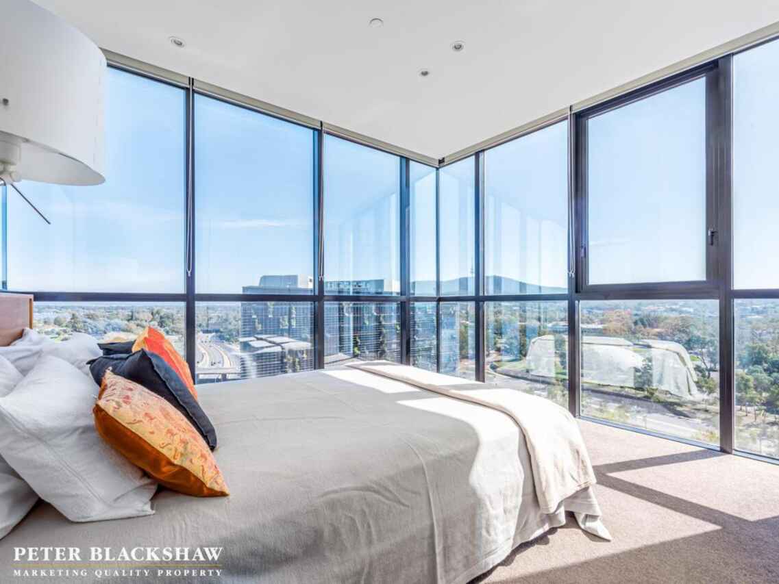 1403/19 Marcus Clarke Street City