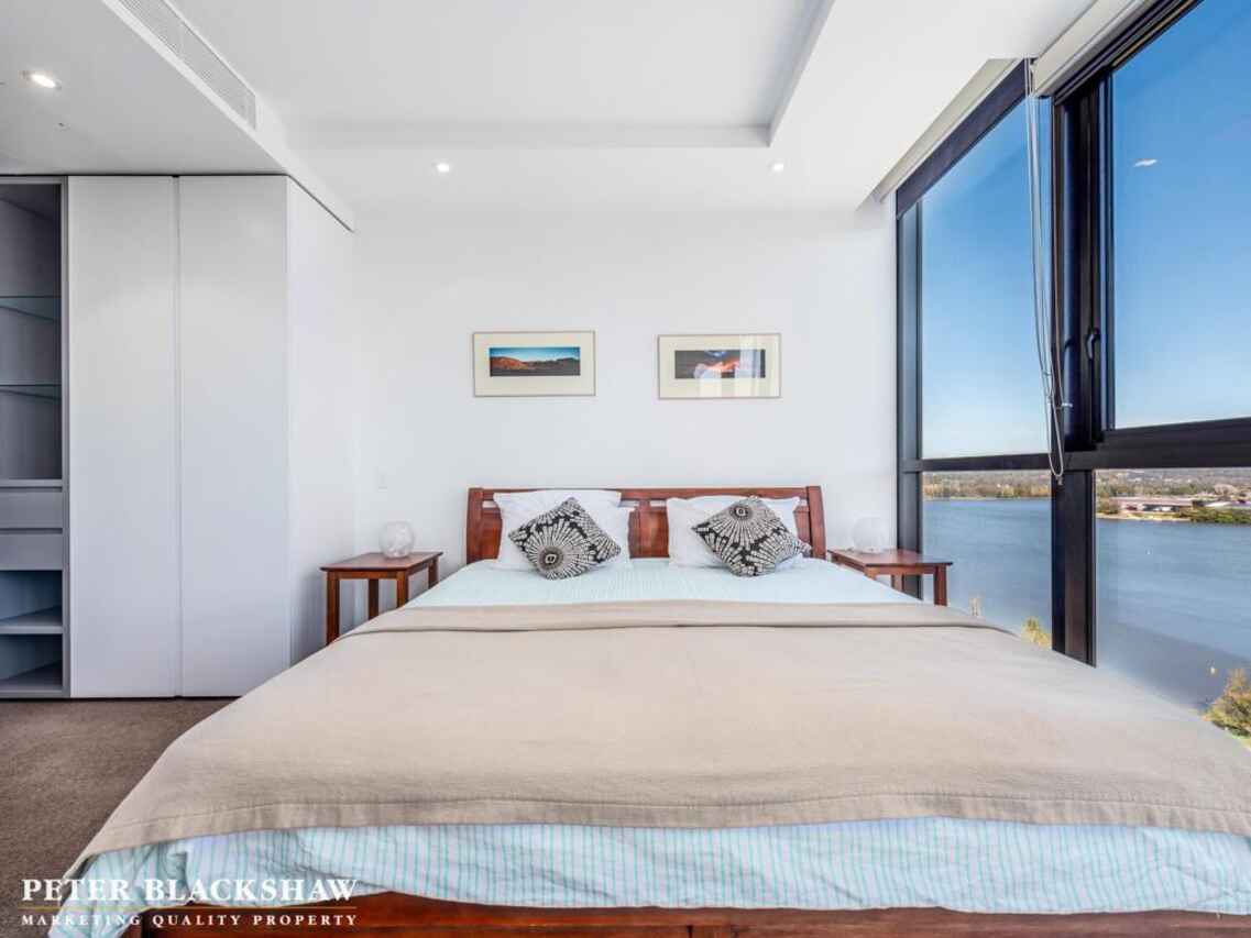 1403/19 Marcus Clarke Street City