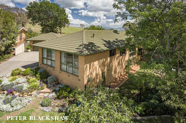 82 Allchin Circuit Kambah