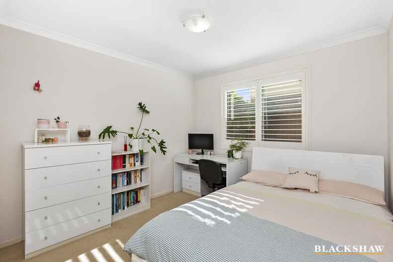 15 Ron Hoy Street Macgregor 15 Ron Hoy Street Macgregor