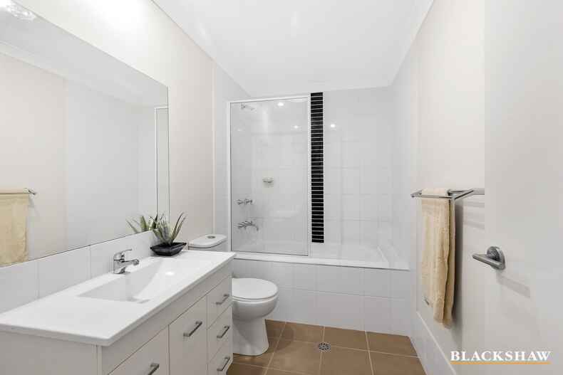 15 Ron Hoy Street Macgregor 15 Ron Hoy Street Macgregor