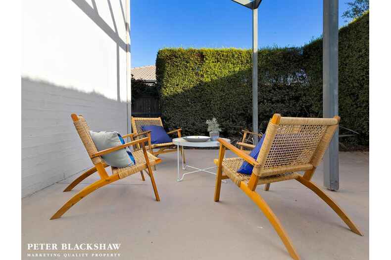 8 Cape York Street Harrison 8 Cape York Street Harrison