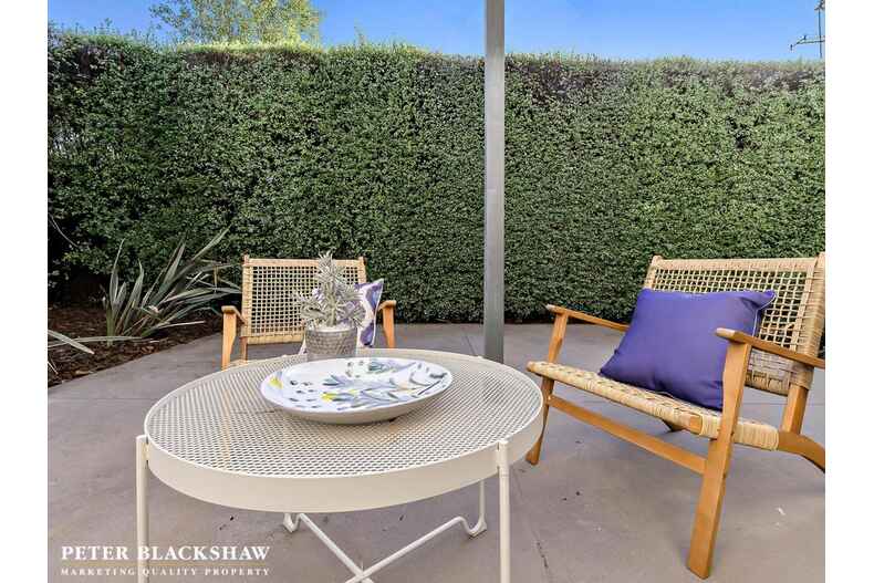 8 Cape York Street Harrison 8 Cape York Street Harrison