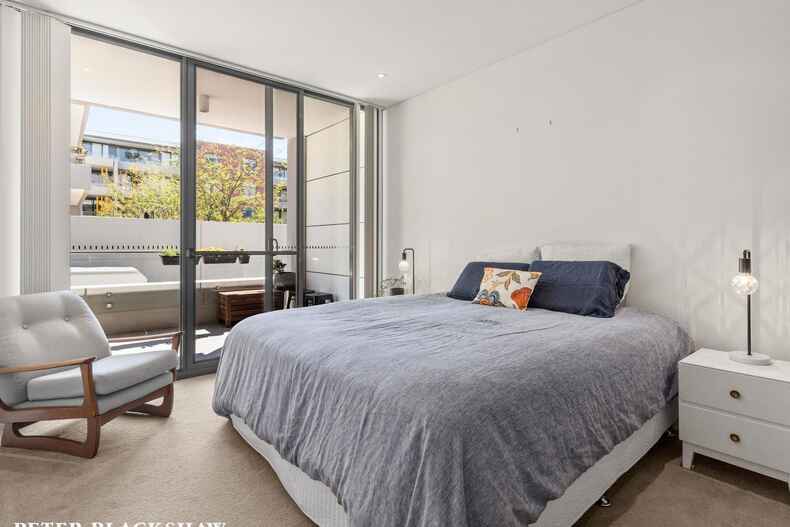 13/19 Leichhardt Street Kingston