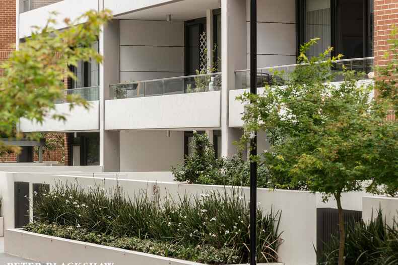 13/19 Leichhardt Street Kingston