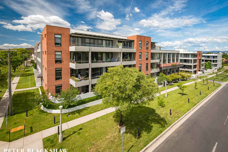 13/19 Leichhardt Street Kingston