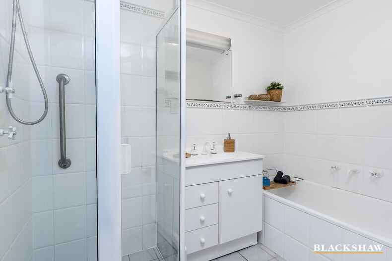 17/3 Allambee Street Reid