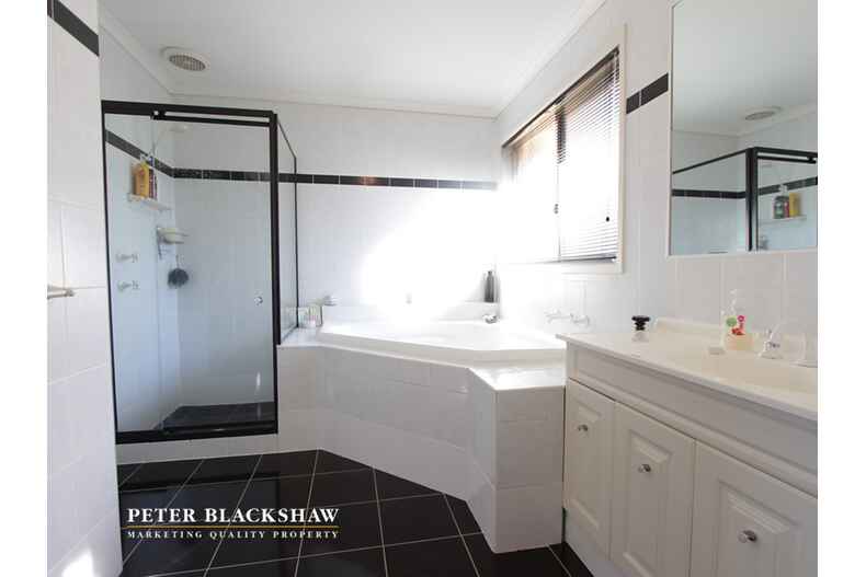 10/33 Tenison-Woods Circuit Bonython