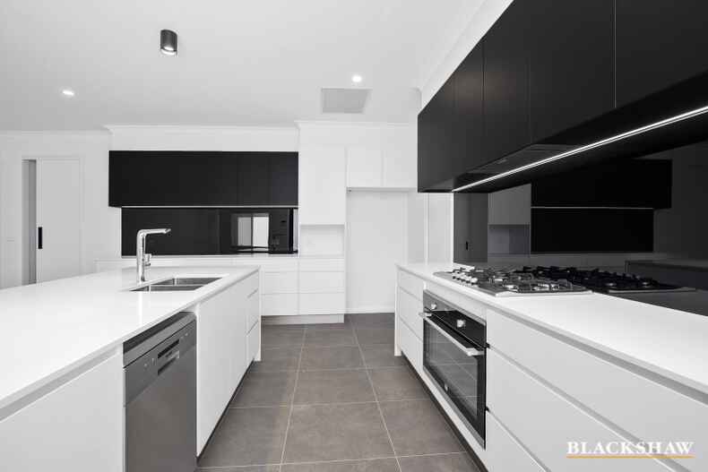 32 Kerrigan Street Fraser