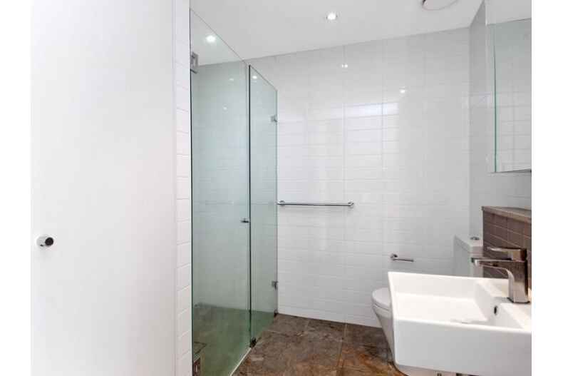 47/20 Eyre Street Kingston