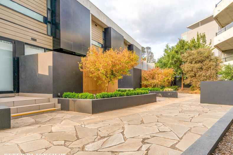 13/43 Hampton Circuit Yarralumla