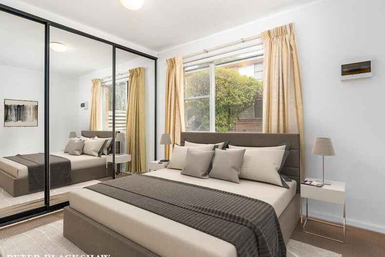 15/51 Hampton Circuit Yarralumla