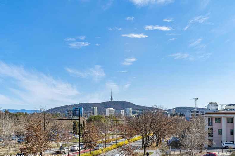 1/43 Constitution Avenue Reid