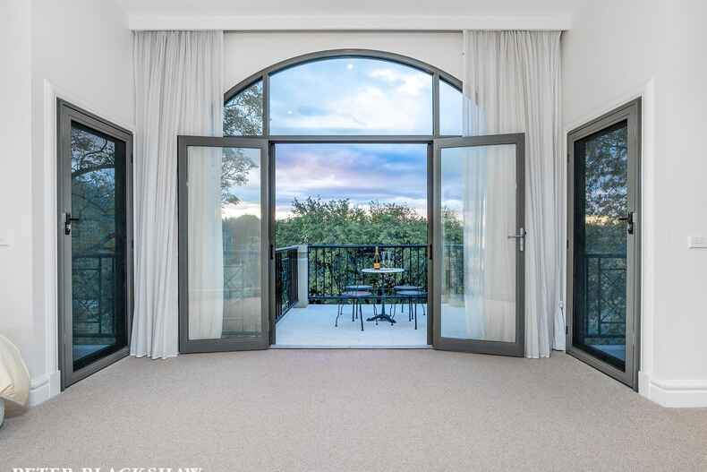 4 Maiden Street Yarralumla