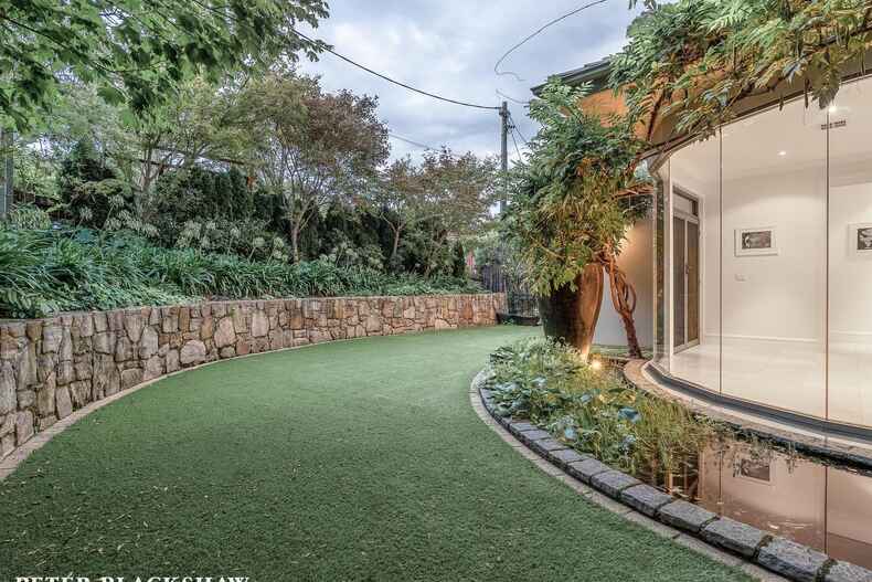 4 Maiden Street Yarralumla