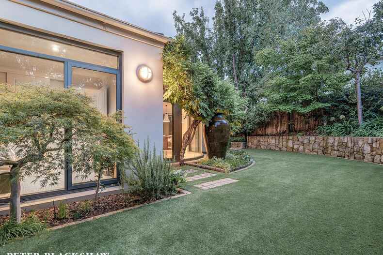 4 Maiden Street Yarralumla