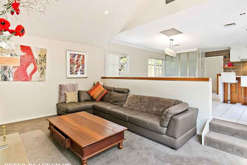 34 Banks Street Yarralumla