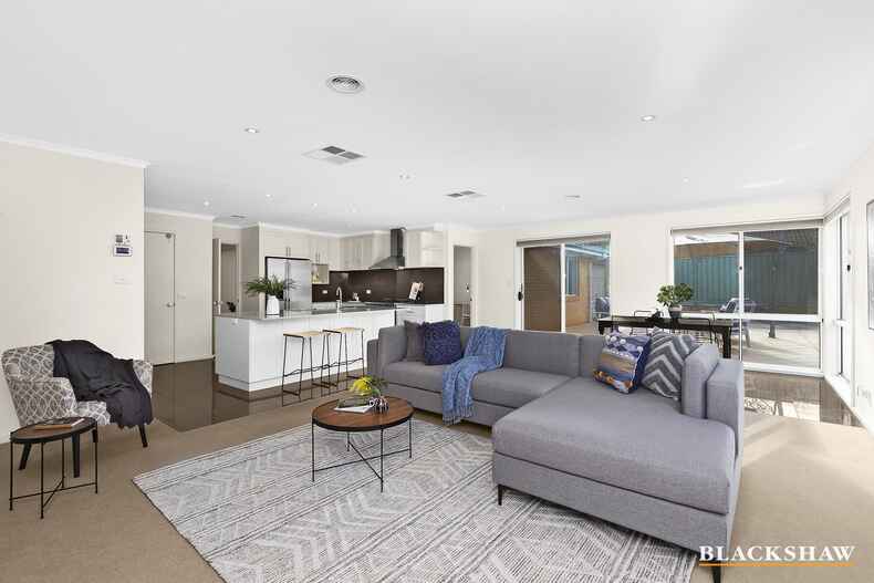 10 Gleadow Street Evatt