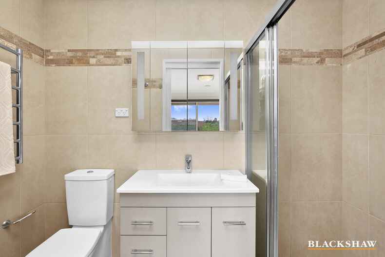 10 Gleadow Street Evatt