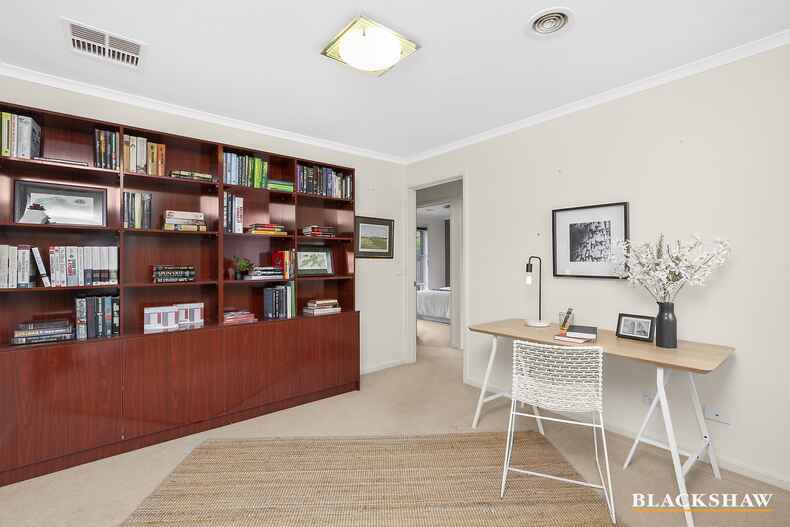 10 Gleadow Street Evatt