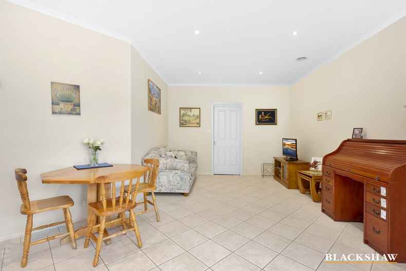 21/3 Delamere Street Hawker