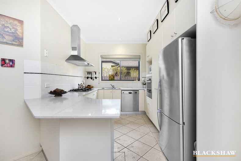 21/3 Delamere Street Hawker