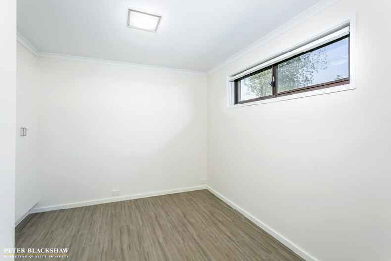 16A Crawford Crescent Flynn