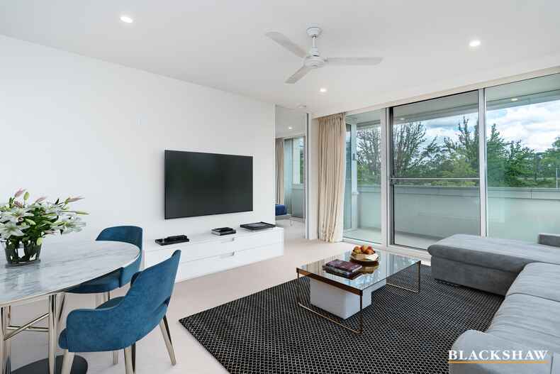 1/43 Constitution Avenue Reid