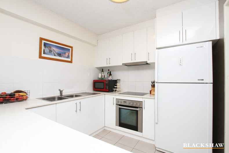 6/103 Canberra Avenue Griffith