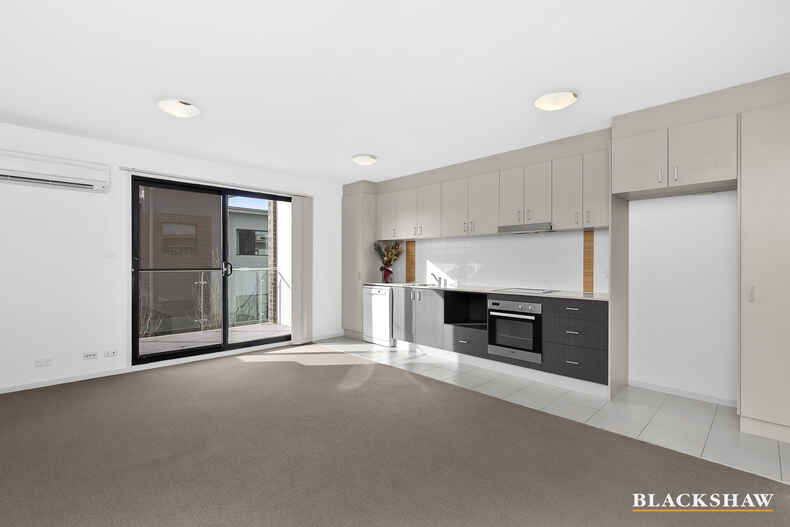 5/52 Swain Street Gungahlin